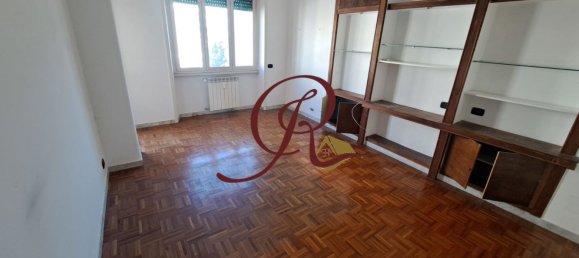 3 bedrooms Apartment in Rome, Italy No. 316667 8