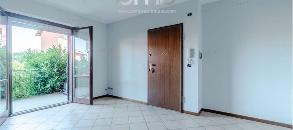 6 bedrooms Apartment in Volpiano, Italy No. 375210 9