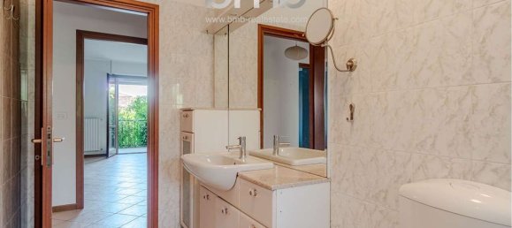 6 bedrooms Apartment in Volpiano, Italy No. 375210 33