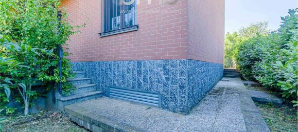 6 bedrooms Apartment in Volpiano, Italy No. 375210 15