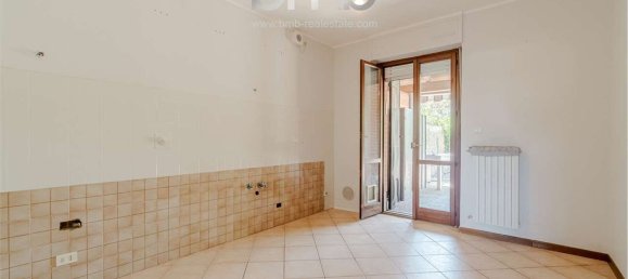 6 bedrooms Apartment in Volpiano, Italy No. 375210 20