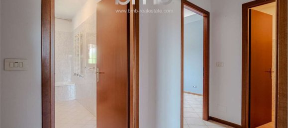 6 bedrooms Apartment in Volpiano, Italy No. 375210 17