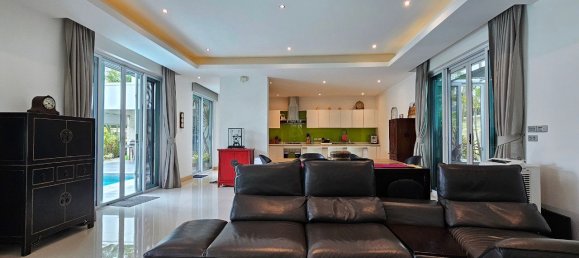 3 bedrooms Cafe / restaurant in Pattaya, Thailand No. 22750 12