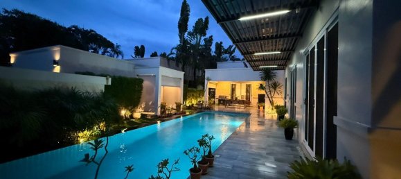 3 bedrooms Cafe / restaurant in Pattaya, Thailand No. 22750 4