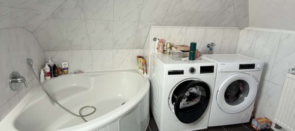 8 rooms Building in Stuttgart, Germany No. 332423 15