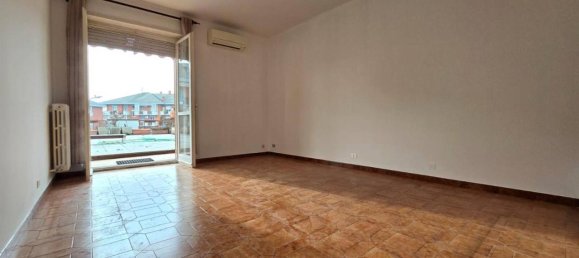 4 rooms Apartment in Vinovo, Italy No. 26719 15