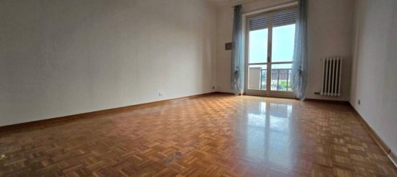 4 rooms Apartment in Vinovo, Italy No. 26719 8