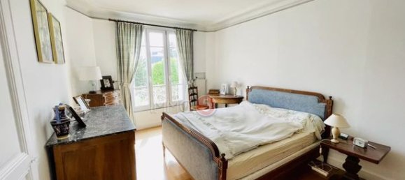 5 bedrooms House in Le Raincy, France No. 358471 9