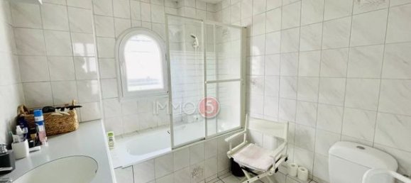 5 bedrooms House in Le Raincy, France No. 358471 11