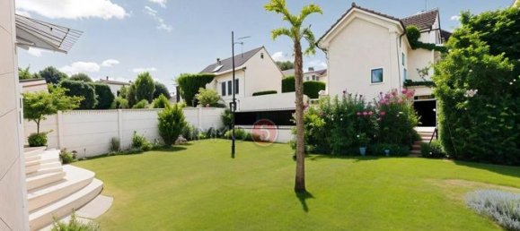 5 bedrooms House in Le Raincy, France No. 358471 2