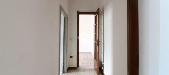 10 rooms House in Casagiove, Italy No. 305278 9