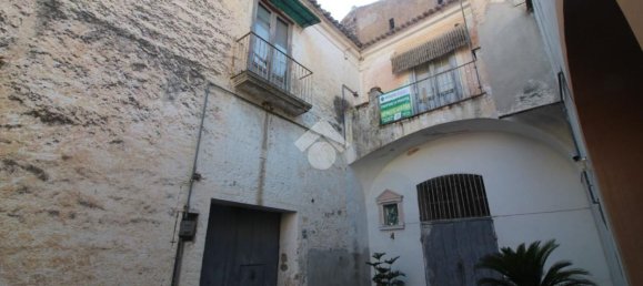 10 rooms House in Casagiove, Italy No. 305278 16
