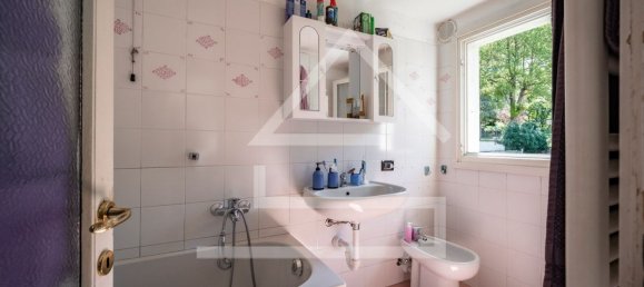 3 bedrooms Apartment in Lecco, Italy No. 312048 7