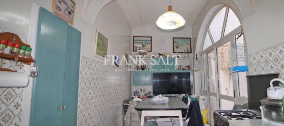 Дом с 3 спальнями в Корми, Мальта № 1920 4