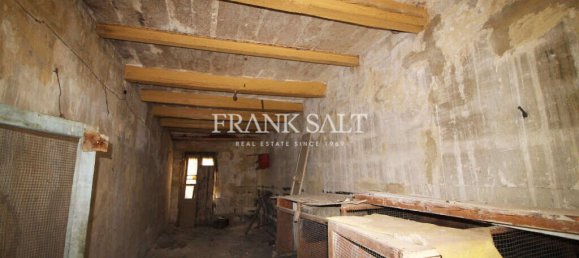 Дом с 3 спальнями в Корми, Мальта № 1920 8