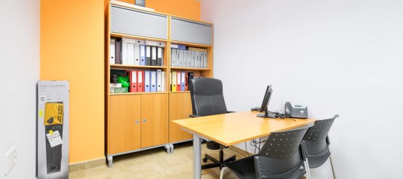 200m² Commercial property in Zaragoza, Spain No. 67601 13