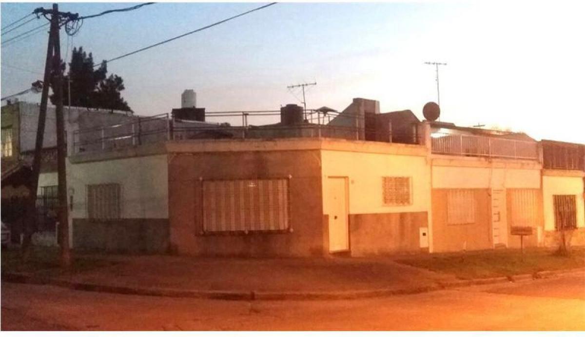 Дом с 2 спальнями в Хенераль Сан Мартин, Аргентина № 3985