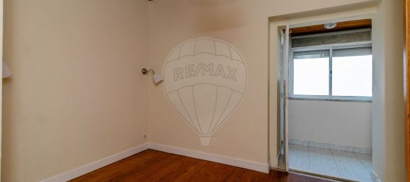 3 bedrooms House in Lisbon, Portugal No. 28830 20