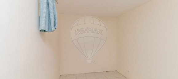 3 bedrooms House in Lisbon, Portugal No. 28830 3