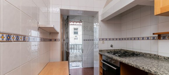 3 bedrooms House in Lisbon, Portugal No. 28830 38