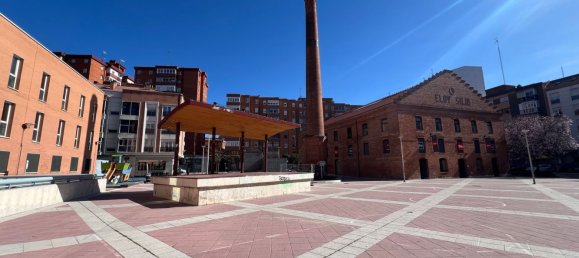 Коммерческая недвижимость 75м² в Вальядолид, Испания № 128563 15