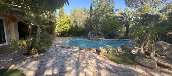 6 bedrooms Villa in Lecci, France No. 155941 2