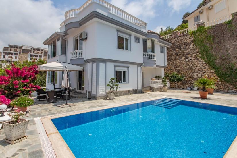 4 rooms Villa in Alanya, Turkey No. 46450