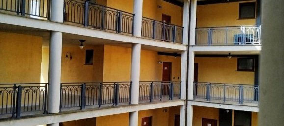 2-salle Appartement à Fiumicino, Italy No. 18190 79