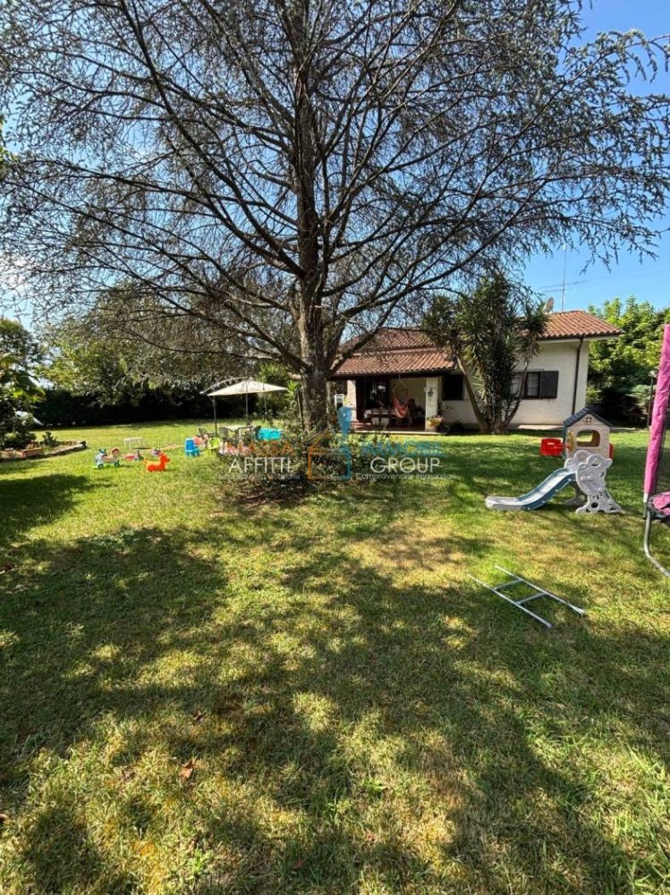 3 Schlafzimmer Villa in Pietrasanta, Italy, Nr. 268288