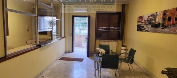 6 rooms Apartment in Rome, Italy No. 200720 2