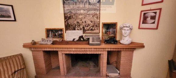 6 rooms Apartment in Rome, Italy No. 200720 5