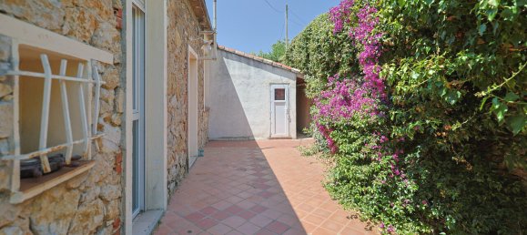 3 bedrooms House in Toulon, France No. 291144 12
