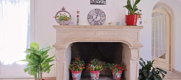 3 bedrooms House in Toulon, France No. 291144 4