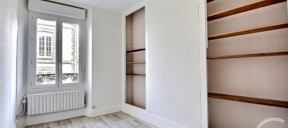 3 bedrooms Castles in Sezanne, France No. 88361 9