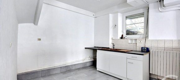 3 bedrooms Castles in Sezanne, France No. 88361 4