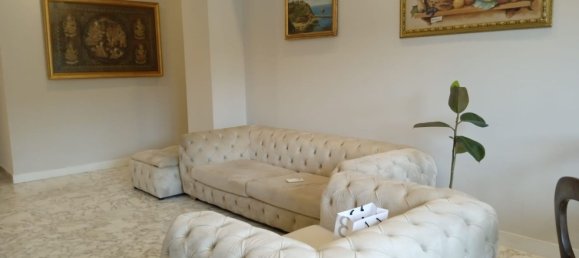 4-salle Appartement à Naples, Italy No. 228916 9
