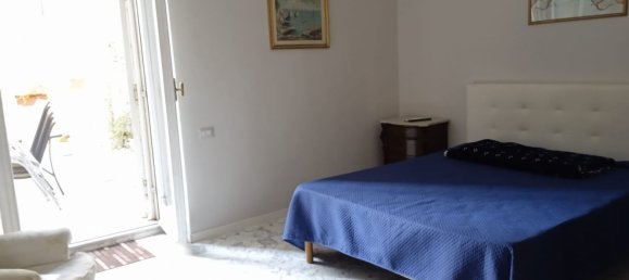 4-salle Appartement à Naples, Italy No. 228916 12