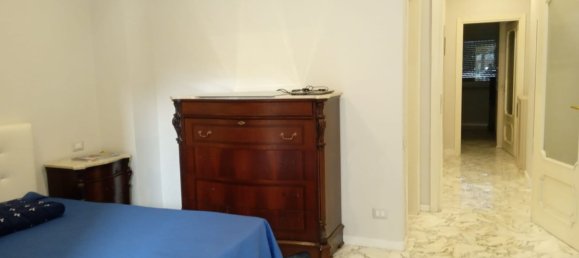 4-salle Appartement à Naples, Italy No. 228916 17