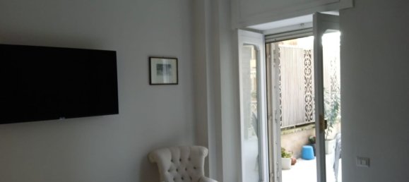 4-salle Appartement à Naples, Italy No. 228916 16