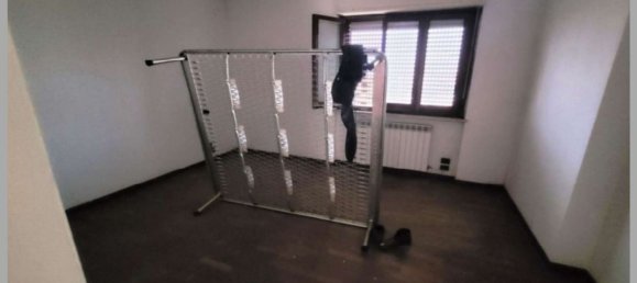 3 Schlafzimmer Wohnung in Foligno, Italy, Nr. 310994 25