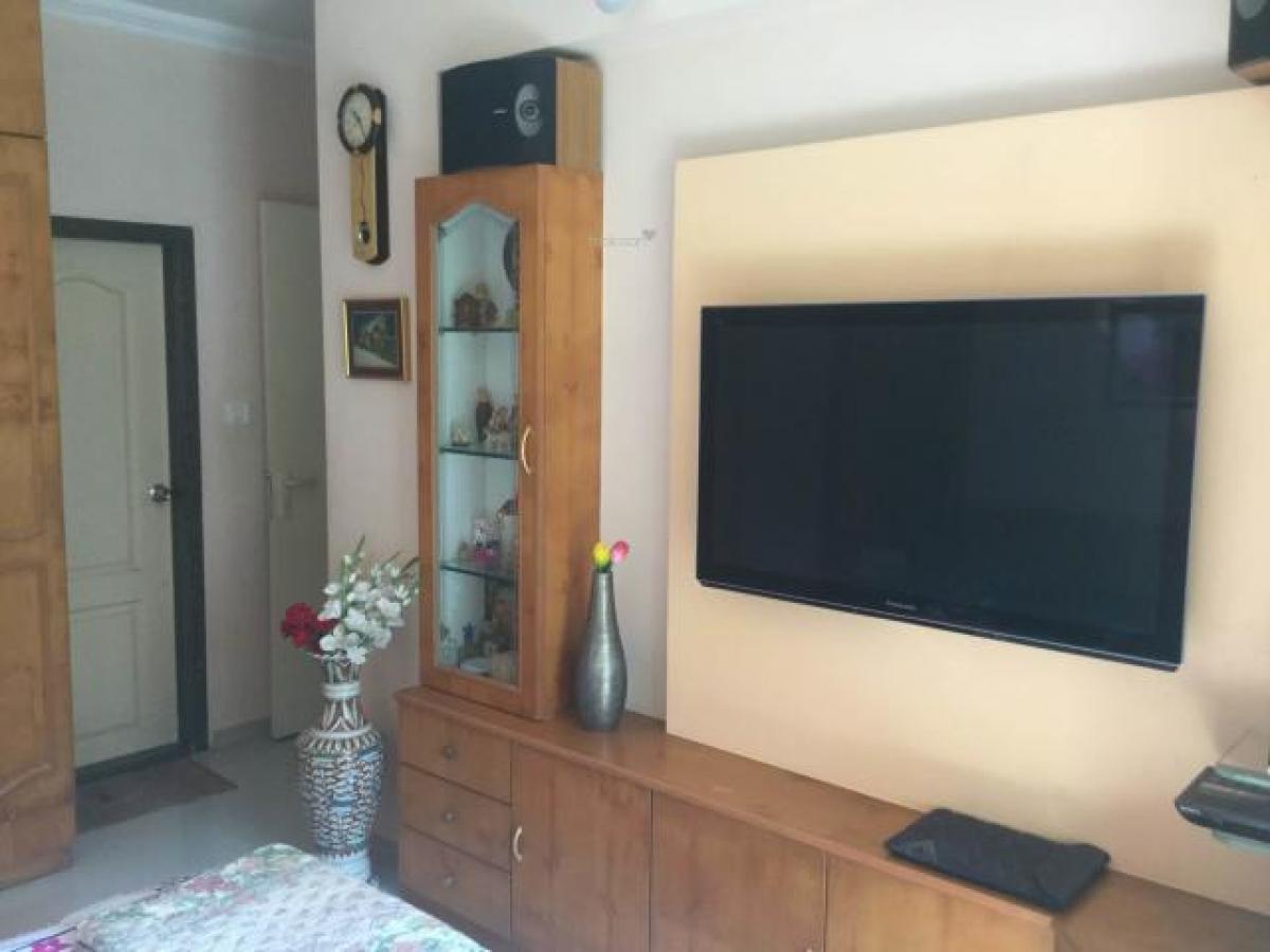 2 bedrooms House in Mumbai, India No. 24582