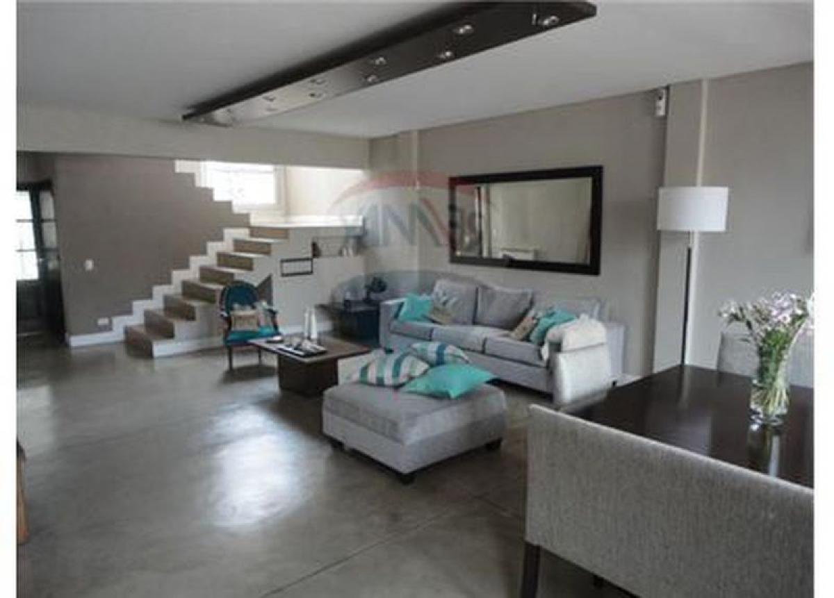 Дом с 4 спальнями в Буэнос-Айрес, Аргентина № 72168