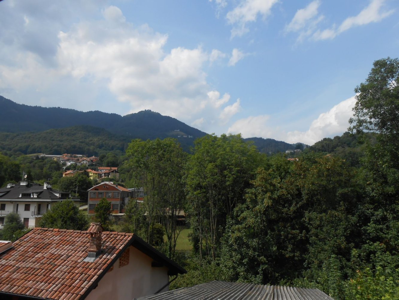 8-Zimmer Haus in Valdilana, Italy, Nr. 79946