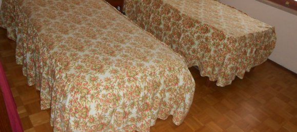 8-Zimmer Haus in Valdilana, Italy, Nr. 79946 7