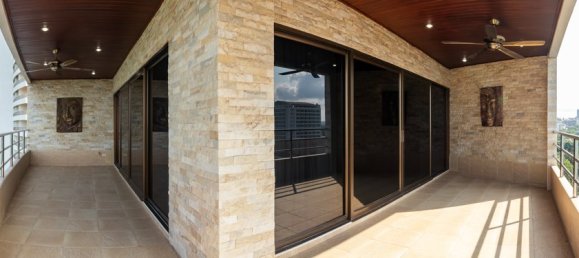 2 bedrooms Condo in Pattaya, Thailand No. 3885 3