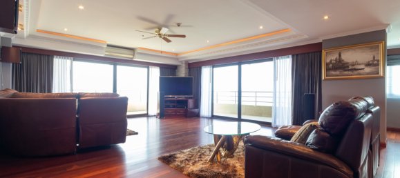 2 bedrooms Condo in Pattaya, Thailand No. 3885 10