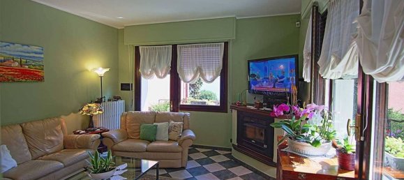 4 غرف نوم فيلا في Baveno, Italy رقم 166406 18