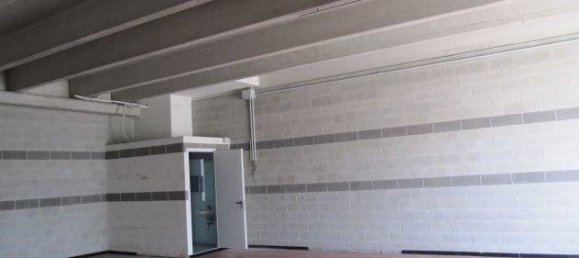 5غرفة مستودع في Campi Bisenzio, Italy رقم 9815 14