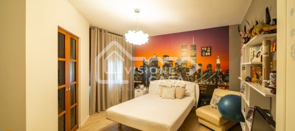 5 bedrooms Duplex in Reggio Emilia, Italy No. 349381 8