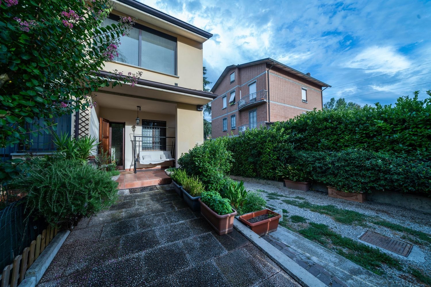 5 bedrooms Duplex in Reggio Emilia, Italy No. 349381